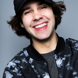 تصویر هنرمند David Dobrik تصویر هنرمند David Dobrik