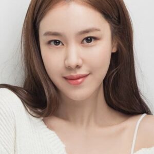 تصویر هنرمند Kim Ye-won تصویر هنرمند Kim Ye-won