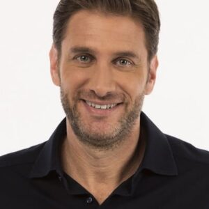 تصویر هنرمند Mike Greenberg تصویر هنرمند Mike Greenberg