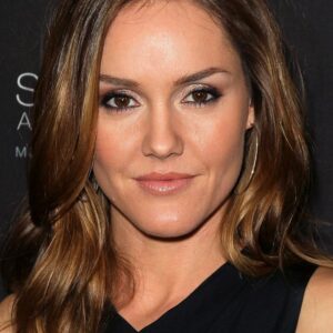 تصویر هنرمند Erinn Hayes