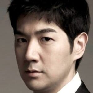 تصویر هنرمند Han Sang-jin تصویر هنرمند Han Sang-jin