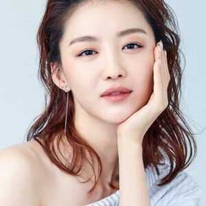 تصویر هنرمند Jang Hee-jin تصویر هنرمند Jang Hee-jin