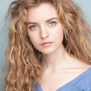 تصویر هنرمند Holly Sturton