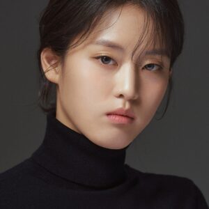 تصویر هنرمند Lee Yeon