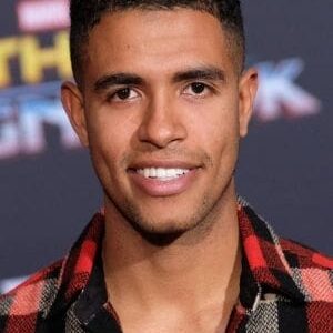 تصویر هنرمند Mandela Van Peebles