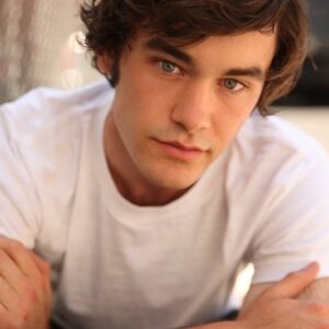 تصویر هنرمند Casey Thomas Brown