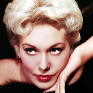 تصویر هنرمند Kim Novak تصویر هنرمند Kim Novak