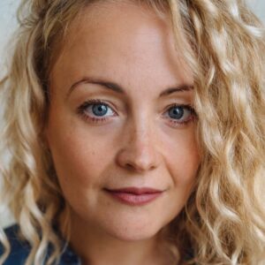 تصویر هنرمند Victoria Elliott