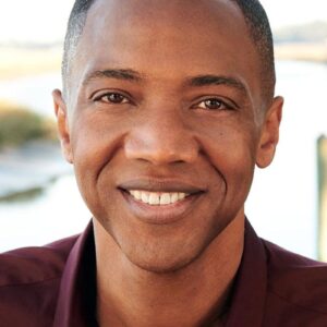 تصویر هنرمند J. August Richards