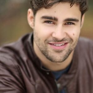 تصویر هنرمند Cody Kearsley تصویر هنرمند Cody Kearsley