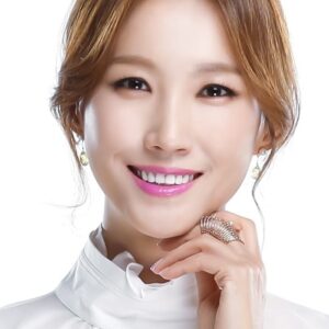 تصویر هنرمند Lee Sun-jin تصویر هنرمند Lee Sun-jin