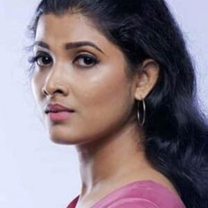 تصویر هنرمند Divya Prabha