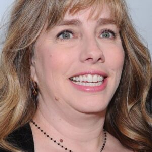 تصویر هنرمند Lisa Roberts Gillan