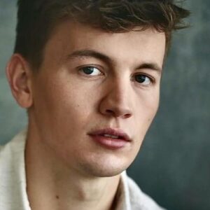 تصویر هنرمند Callum Hymers