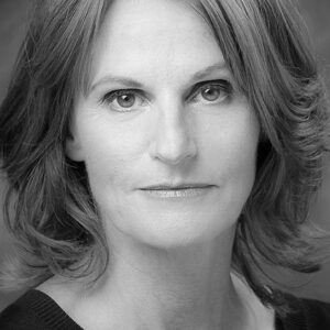 تصویر هنرمند Gwyneth Strong