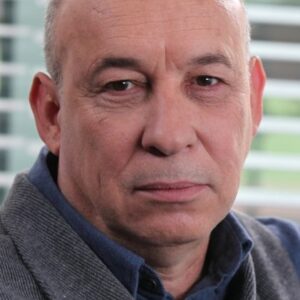 Photo of artist Erdal Küçükkömürcü Photo of artist Erdal Küçükkömürcü