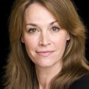 Eva Pope